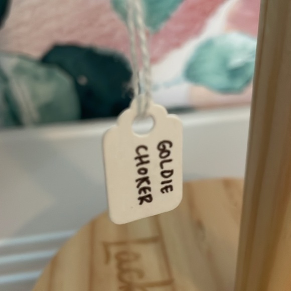 Goldie choker - Picture 5 of 8